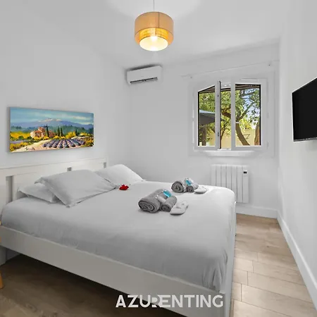 Azurenting - La Petite Pinede, Cocon Avec Vue Sur Les Pins Vallauris