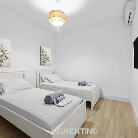 Azurenting - La Petite Pinede, Cocon Avec Vue Sur Les Pins Vallauris